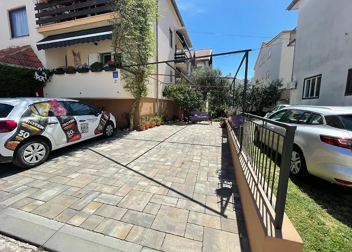 Daire Pod Room, Free Parking Zadar